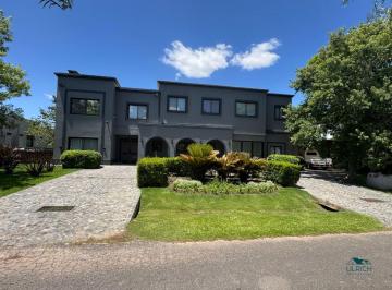 Casa de 8 ambientes, Pilar · Estancias del Pilar Venta La Argentina Ulrich Propiedades