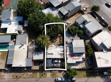 Casa · 120m² · 3 Ambientes · 1 Cochera · Casa a Reciclar Moreno Trujui 20 m de (Libertador)