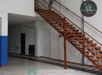 Local comercial · 200m² · Local en Venta - Oportunidad - Sobre Av Libertad