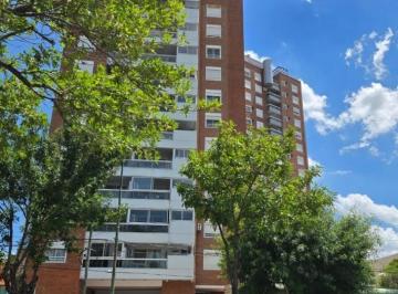 Departamento · 45m² · 2 Ambientes · 1 Cochera · Venta Departamento 2 Ambientes con Cochera en Beccar con Increible Vista Al Rio
