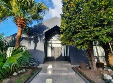 Casa de 5 ambientes, Esteban Echeverría · Casa en Venta en Country Golf El Sosiego Canning Acepta Permuta