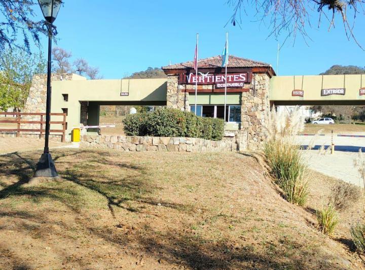 Terreno · 2429m²