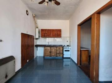 PH de 5 ambientes, Lanús · En Venta PH 5 Amb con Terraza