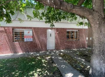Casa · 93m² · 4 Ambientes · Casa de Dos Dorm. en Venta en La Plata