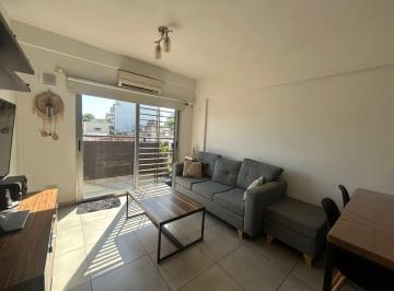 Departamento de 3 ambientes, Villa Urquiza · Semipiso 3 Ambientes con Balcon