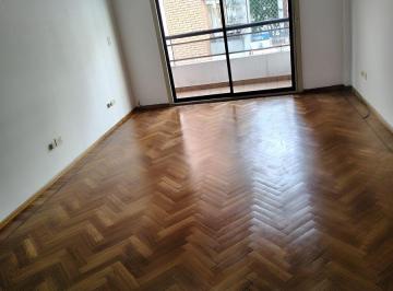 Departamento de 3 ambientes, Recoleta · 3 Amb Contrafte Balcón, Dormitorio Suite 2 Baños Completos. estacionamiento Al Lado del Edificio
