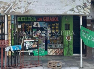 Local comercial · 60m² · Local 2 Cuadras Estación Castelar Sur
