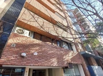 Departamento de 2 ambientes, Córdoba · Duarte Quiros Nº 975, Externo, Muy Luminoso, Bajas Expensas, Escritura, Desocupado
