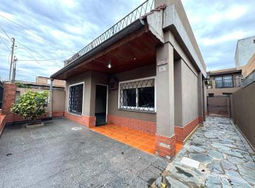PH · 68m² · 3 Ambientes · PH Frente en Venta en Villa Ballester