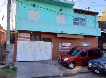 Casa · 220m² · 9 Ambientes · 3 Cocheras · Casa en Venta Jose León Suarez
