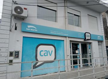 Local comercial · 180m² · Excelente Local en Venta de 180 m² Sobre Av Libertador