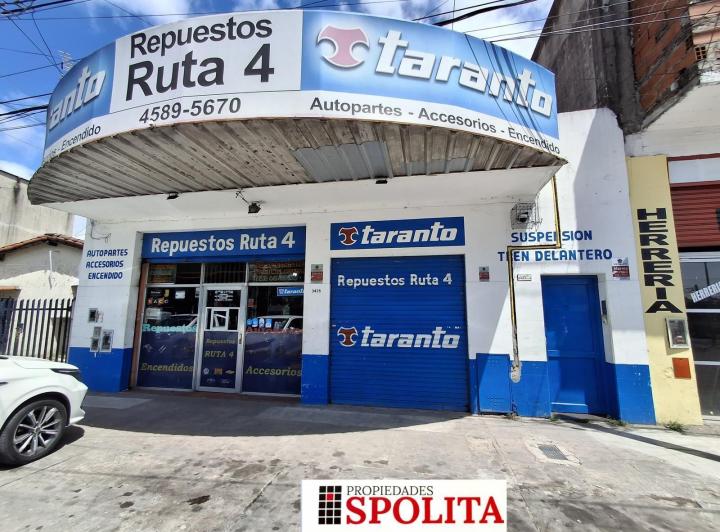 Casa · 294m² · 6 Ambientes · 1 Cochera