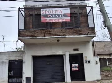 PH · 150m² · 3 Ambientes · 2 Cocheras · PH en Venta en Jose León Suarez