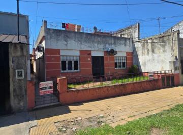PH · 90m² · 3 Ambientes · PH en Ventas en José León Suarez