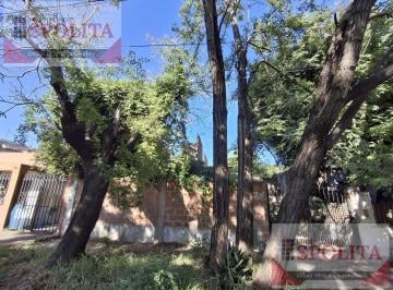 Casa · 100m² · 3 Ambientes · 2 Cocheras · Casa en Ventas en José León Suarez