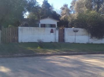 Casa · 945m² · 4 Ambientes · Casa en Venta en Córdoba