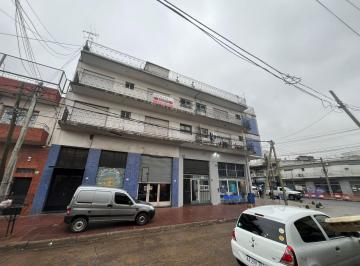 Departamento · 60m² · 3 Ambientes · Departamento en Jose León Suarez