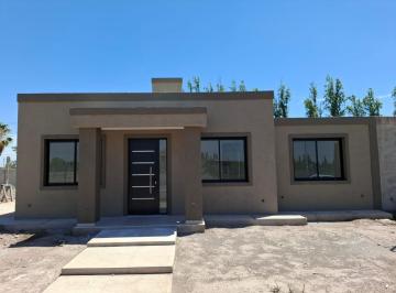 Casa · 72m² · 4 Ambientes · 1 Cochera · Vendo Casa a Estrenar, Dos Habitaciones un Baño