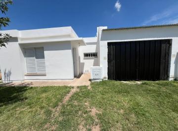Casa de 2 ambientes, Las Varillas · Excelente Oportunidad Para Vivienda Familiar o Inversión