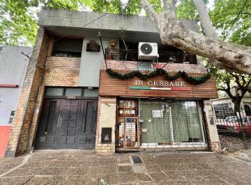 Casa · 165m² · 5 Ambientes · 1 Cochera · Casa con Local en Excelente Zona - Vta Dta - Oportunidad!