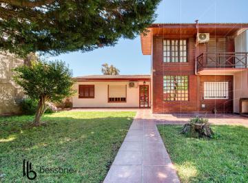 Departamento · 95m² · 4 Ambientes · 4 Cocheras · Departamento en Las Americas
