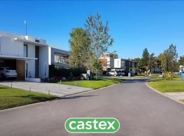 Terreno · 897m² · Excelente Lote Al Agua en Terralagos