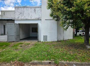 Casa · 150m² · 3 Dormitorios · 1 Cochera · Vendo Casa en Concepción del Uruguay, Entre Ríos