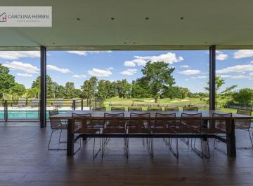 Casa · 350m² · 4 Ambientes · 6 Cocheras · Casa en Venta y Alquiler en Barrio Cerrado Buenos Aires Golf, Bella Vista