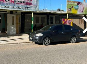 Local comercial de 5 ambientes, Centenario · Venta de Dos Locales Comerciles. con Casa a Refaccionar