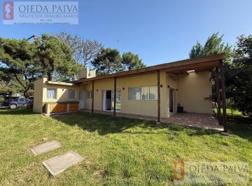 Casa · 60m² · 2 Ambientes · Casa de 2 Ambientes Lote de 405 m² La Caleta Sobre Asfaltada