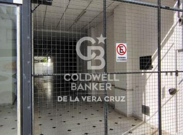 Garage · 15m² · Cochera en Barrio Candioti Sur con Porton Automatico