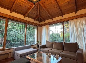 Casa · 130m² · 4 Ambientes · 5 Cocheras · Casa - 3 - Dorm. a 20 Minutos del Cerro Catedral m del Lago