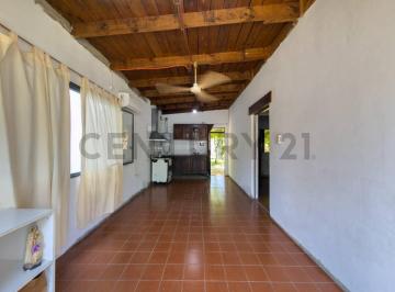 Casa · 52m² · 3 Ambientes · 1 Cochera · Casa en Venta 2 Dorm. con Parque en City Bell