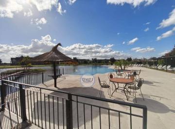 ESV-ESV-1644_2 · Venta Lote Al Agua 713 m² Hipico Principado Ciudad Nautica Canning