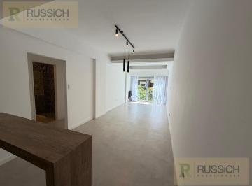 Departamento · 75m² · 3 Ambientes · Departamento en Venta a La Calle con Balcon.
