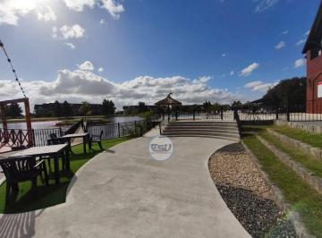 ESV-ESV-1648_2 · Venta Lote Al Agua 682 m² Hipico Principado Ciudad Nautica Canning