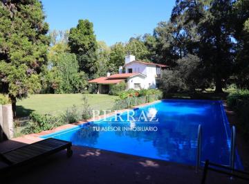 Casa · 500m² · 10 Ambientes · 2 Cocheras · Casa Quinta Venta 10 Ambientes en Barrio Los Jazmines del Viso Lote 8900 m²