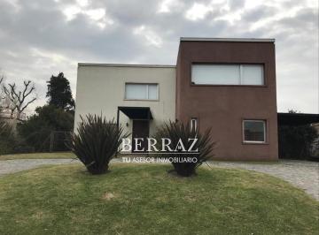 Casa · 270m² · 6 Ambientes · 1 Cochera · Casa Venta 6 Ambientes en Haras Santa Maria Los Robles Escobar Lote de 1000 m²
