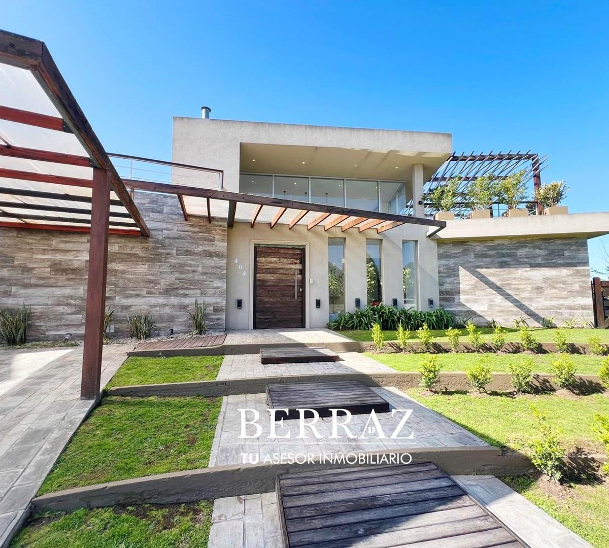 Casa venta 5 ambientes en Haras Santa María El Atardecer Escobar lote de 961,30 m2