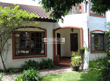 Casa · 200m² · 4 Ambientes · 1 Cochera · Casa Venta 4 Ambientes en Montecarlo Pilar Lote de 360 m²