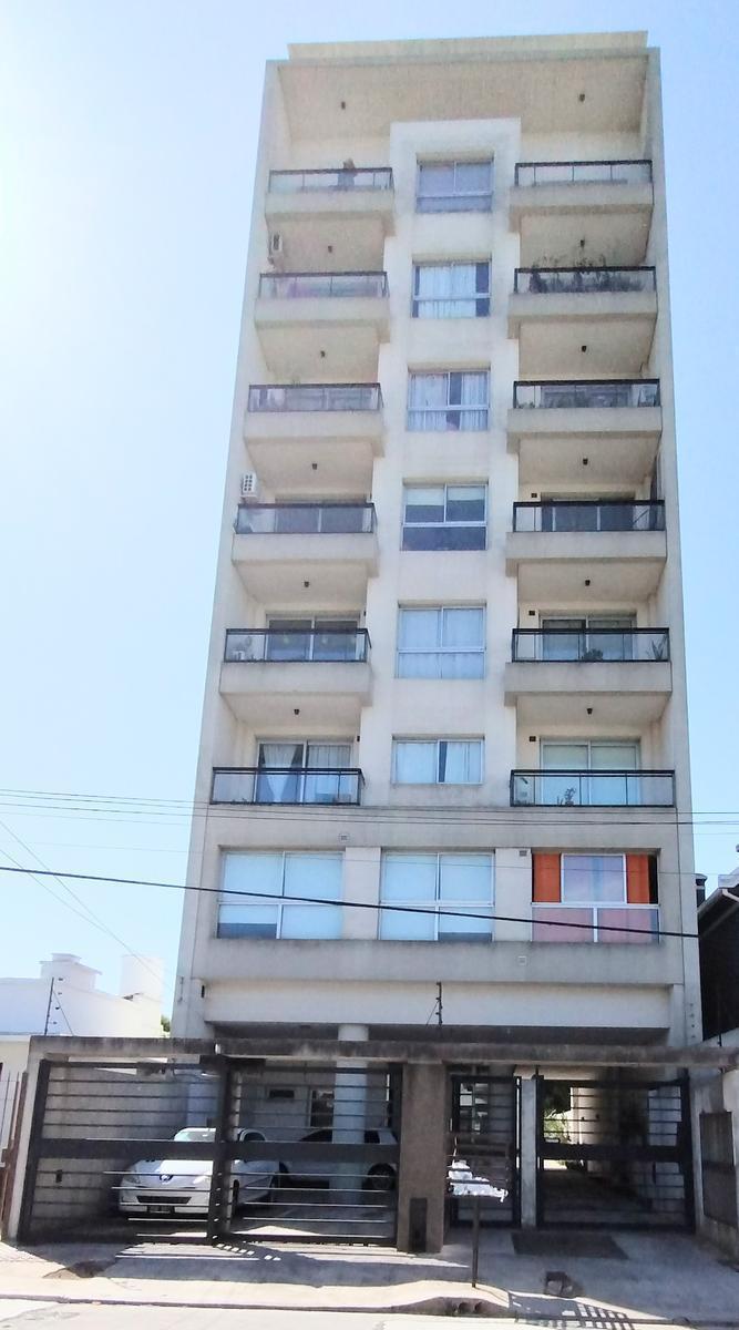 Calle 10 al 4600