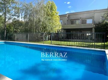 Casa · 263m² · 5 Ambientes · 2 Cocheras · Casa Venta 5 Ambientes en El Lucero Pilar Lote de 904 m²