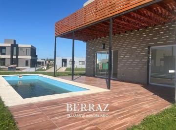 Casa · 200m² · 4 Ambientes · 3 Cocheras · Casa Venta San Sebastián Area 13 Lote 410 m² Escobar
