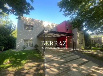 Casa · 255m² · 5 Ambientes · 3 Cocheras · Casa Venta 4 Dorm. Barrio Privado Sausalito Lote de 1200 m² Pilar