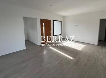 Casa · 123m² · 4 Ambientes · 2 Cocheras · Casa Venta 3 Dorm. Barrio Santa Elisa Lote de 550 m² Pilar del Este