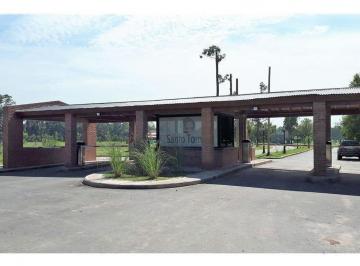 Terreno · 450m² · Mmc. Hermoso Lote en Venta Barrio Santo Tomas Pilar