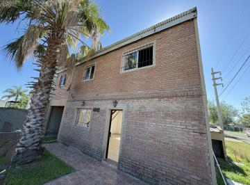 Casa · 197m² · Roldán - Tierra de Sueños 3 - Esquina - 3 Dorm. - 2 Baños