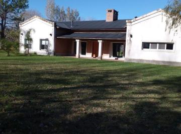 Quinta vacacional · 600m² · 8 Ambientes · Quinta en Venta - 3 Dorm. 4 Baños - Mercedes