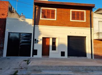 Casa de 5 ambientes, General San Martín · Oportunidad Inversor – Negocio + Vivienda en Bloque