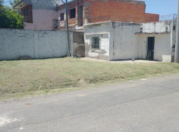 Casa · 123m² · 3 Ambientes · Oportunidad! Casa /terreno Reciclar en Venta!